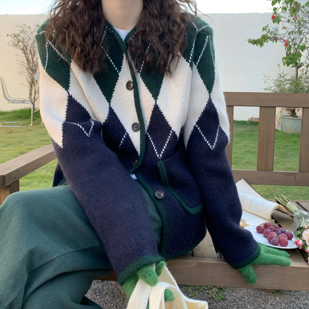 Vintage Rhombus Long Sleeve Knitted Cardigan Women